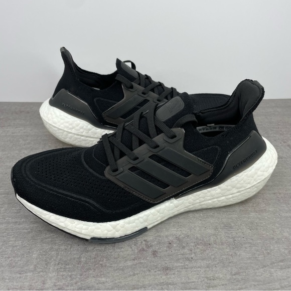 Adidas UltraBoost 21 Running Shoes - Picture 3 of 13